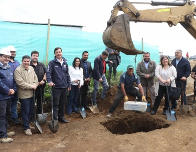 SERVIU JUNTO A FAMILIAS DEL COMITÉ ALBORADA INICIAN LA CONSTRUCCIÓN DE 159 VIVIENDAS EN LAUTARO